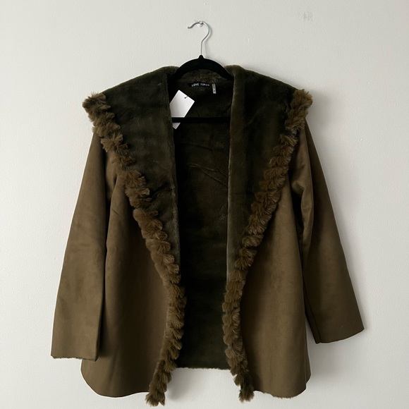 Loven Token Valentina Faux Fur Jacket - Picture 5 of 8